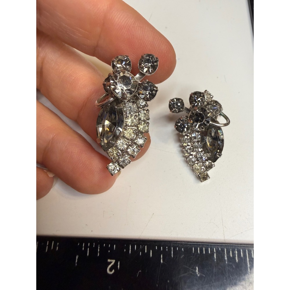 Rhinestone Spray Clip On Earrings Silver Tone Marquise Round Crystal Formal